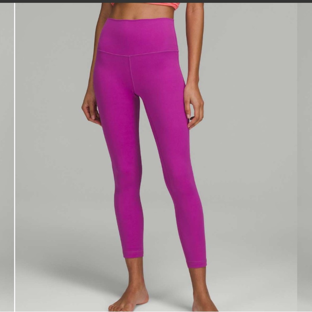 Lululemon Align High-Rise Pant 25"
Vivid Plum